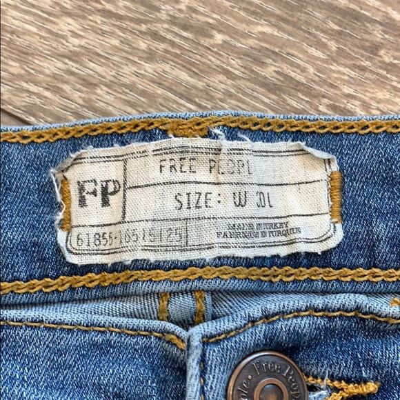 Free People High Rise Busted Knee Skinny Jeans size 30 - Picture 4 of 5